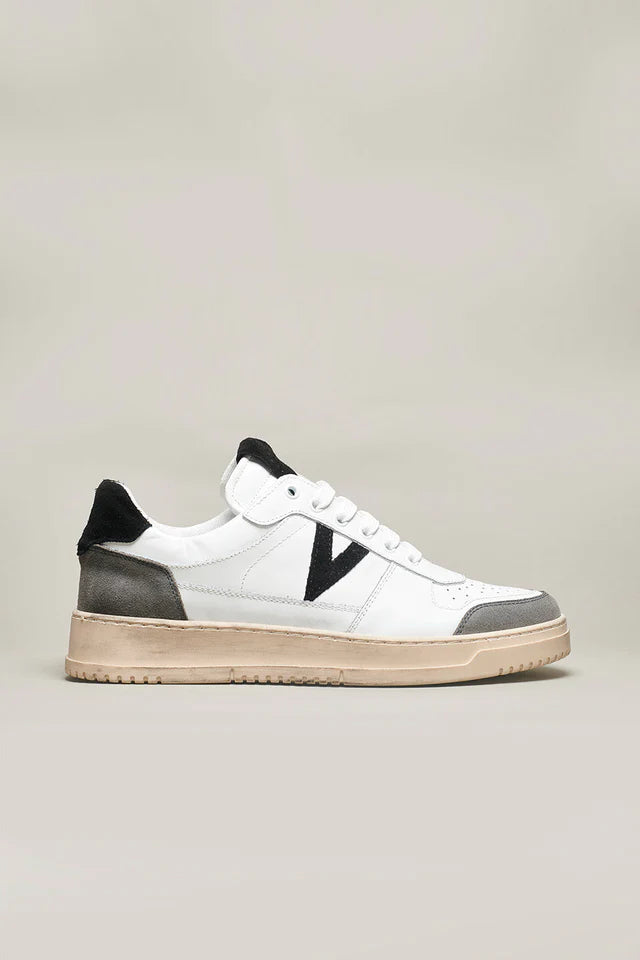 Sneakers COLLEGE V2 33612